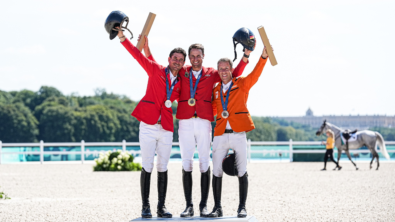 【金牌时刻】马术场地障碍赛德国选手克里斯蒂安·库库克夺冠