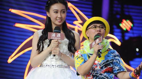 48岁金龟子不显老 谈15岁女儿