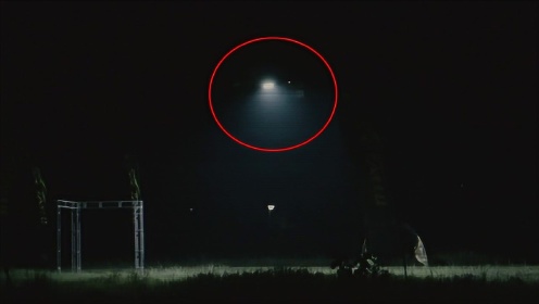 【花絮】网友拍摄疑似UFO画面曝光，知道真相后笑死了