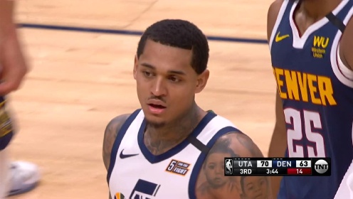 《NBA全场回放》【回放】爵士vs掘金第3节 多齐尔压哨三分