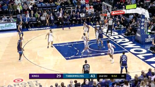 《NBA全场集锦》维金斯直逼篮下高抛打进 希尔德箭步穿云拔起上篮还颜色