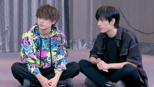 姚琛张颜齐传授snh48饶舌技巧