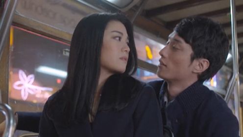 《玛嘉烈与大卫-前度》第22集03：大卫追上维珍的车，与维珍在车上热吻