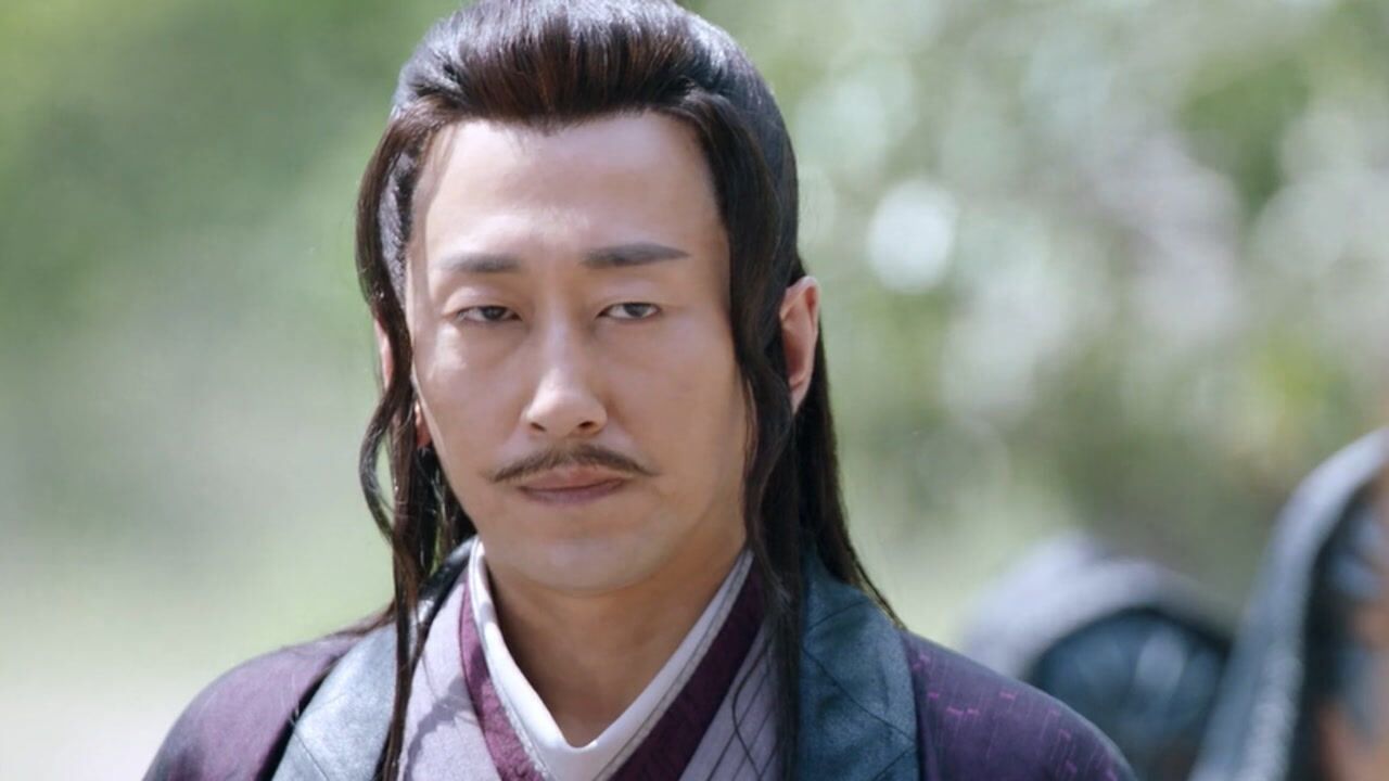 《有翡》第四十七集01:谷天显带领地煞闯入大药谷,将老百姓抓起来关押