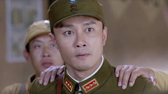 《铁血军魂》第13集02:瑞年被诬陷为内奸,竟要被送上军事法庭