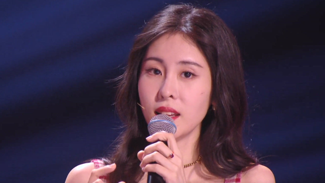 2021中国好声音张碧晨谈参加好声音获得四转后那姐亲了自己三口