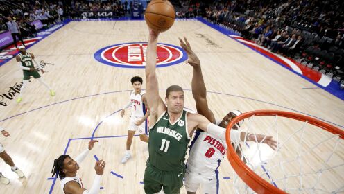 《NBA全场集锦》【球星】洛佩斯vs活塞集锦 24分14篮板内线擎天柱保驾护航