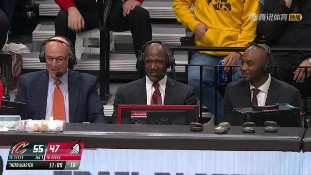 骑士vs开拓者第3节英文原声回放