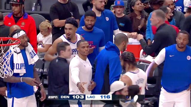 NBA：白人也能飞！掘金小将泰森快攻完成暴扣