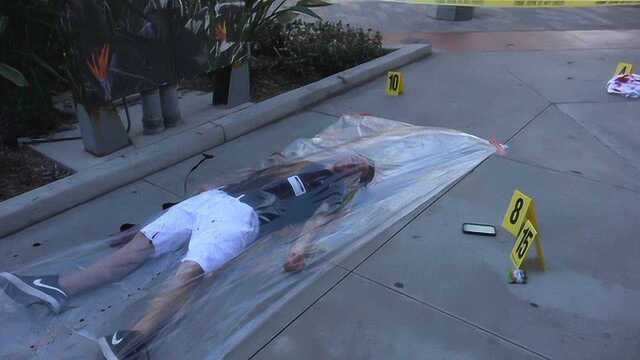 小伙凶案现场认领尸体,当看清脸时,尸体的异动吓的他连滚带爬_腾讯视