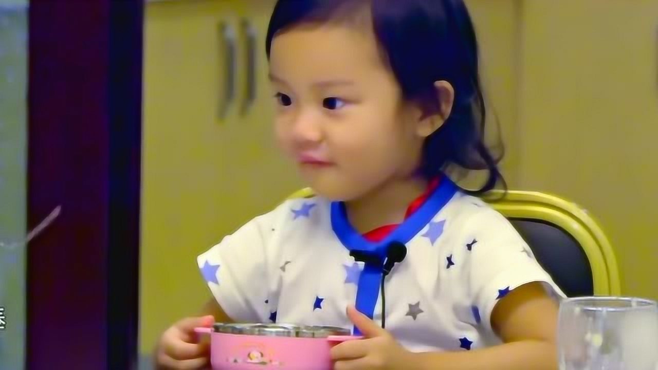 爸爸回来了：妈妈谆谆教导不可以欺负小朋友_高清