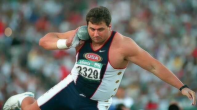 巴恩斯室内铅球世界纪录22.66米