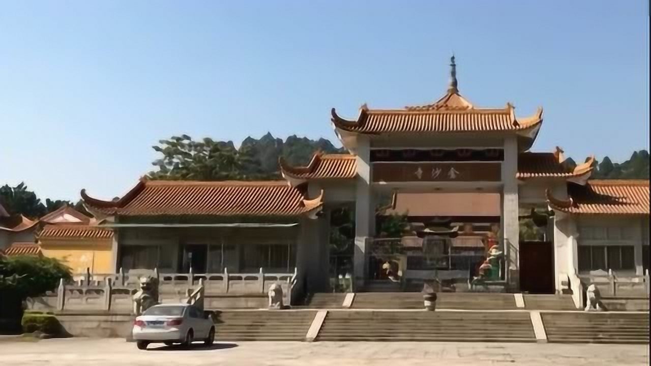 东莞沙田镇金沙寺不花钱点香不给游玩和尚强行赶游客