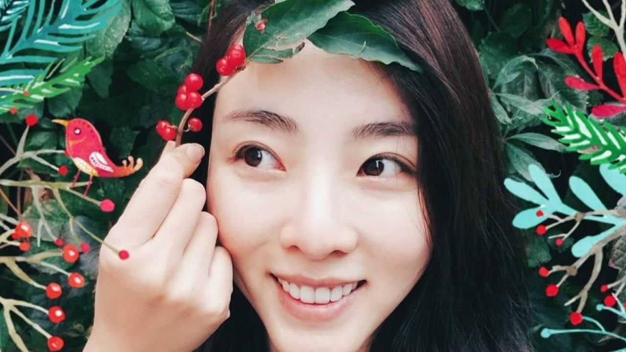 为你推荐自动连播05:56一上场就调侃闫学晶-这身衣服是不是连睡觉都穿