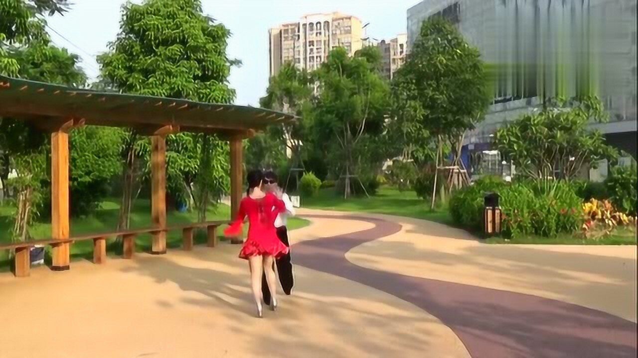 怡萱水兵舞队曾峰三步踩2005abc制作紫陌