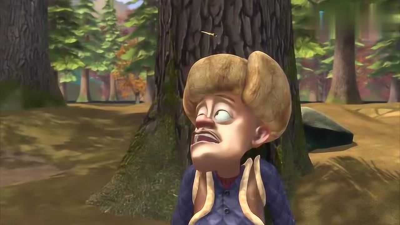 熊二一屁股下去就把光头强撞下山了