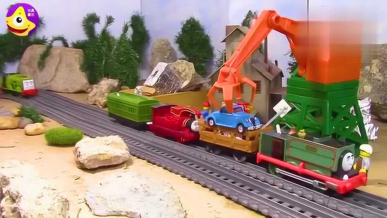托马斯小火车矿山小镇混乱灾难大片快去帮帮小火车们吧