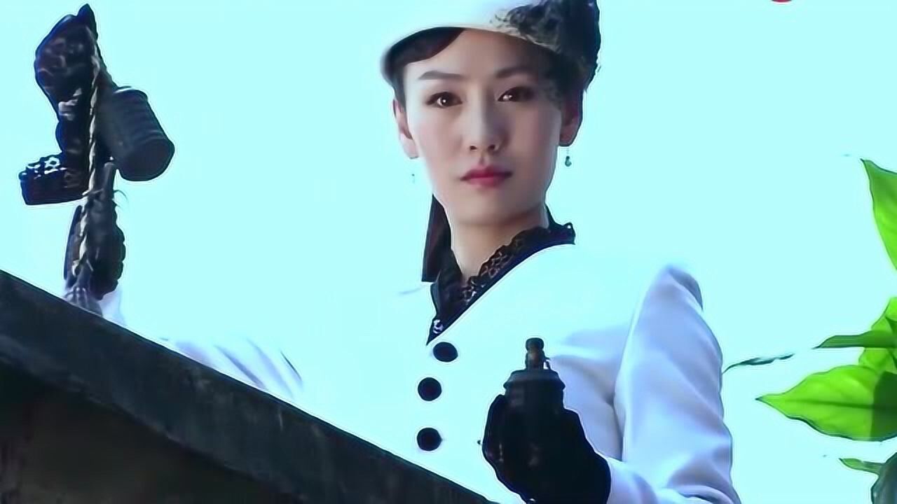 女子特战队一手飞镖弹无虚发就是这手雷扔的老炸不死人