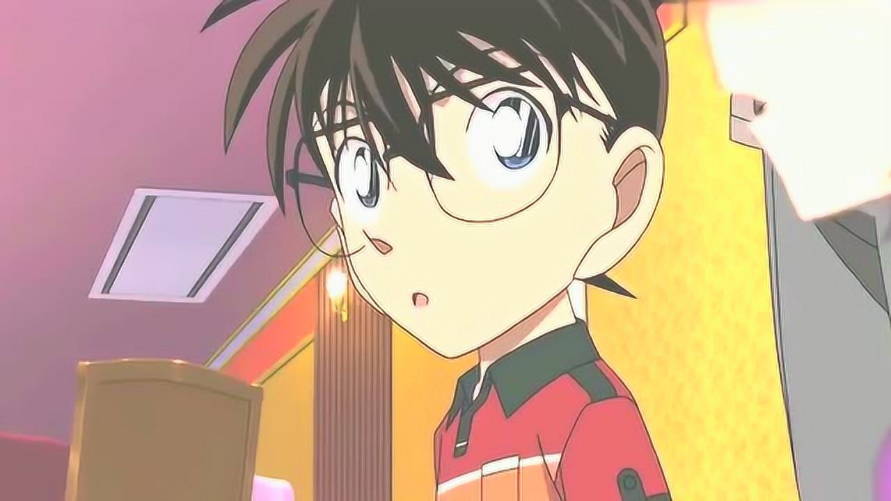 名侦察柯南柯南把小兰的少女心往事给小哀听小哀模拟语气超呆萌