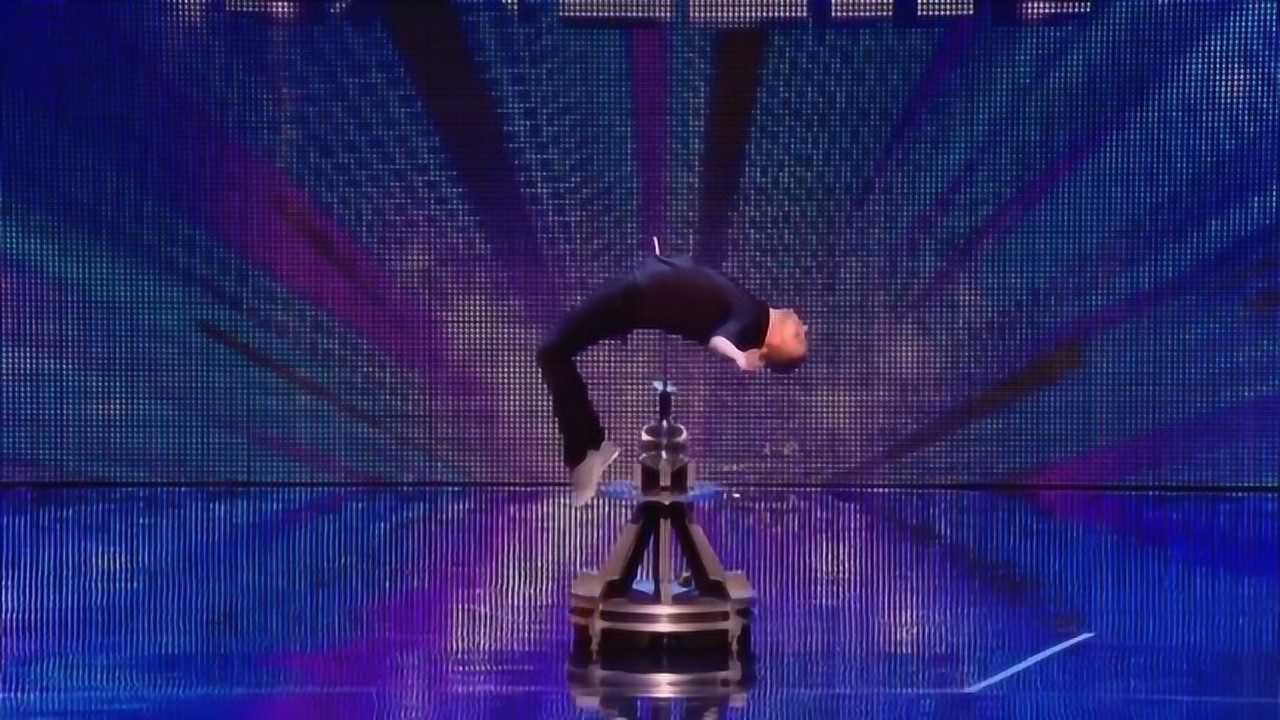 魔术师鬼歌00:49果然不论多大年纪,初恋永远记得高雨田大魔