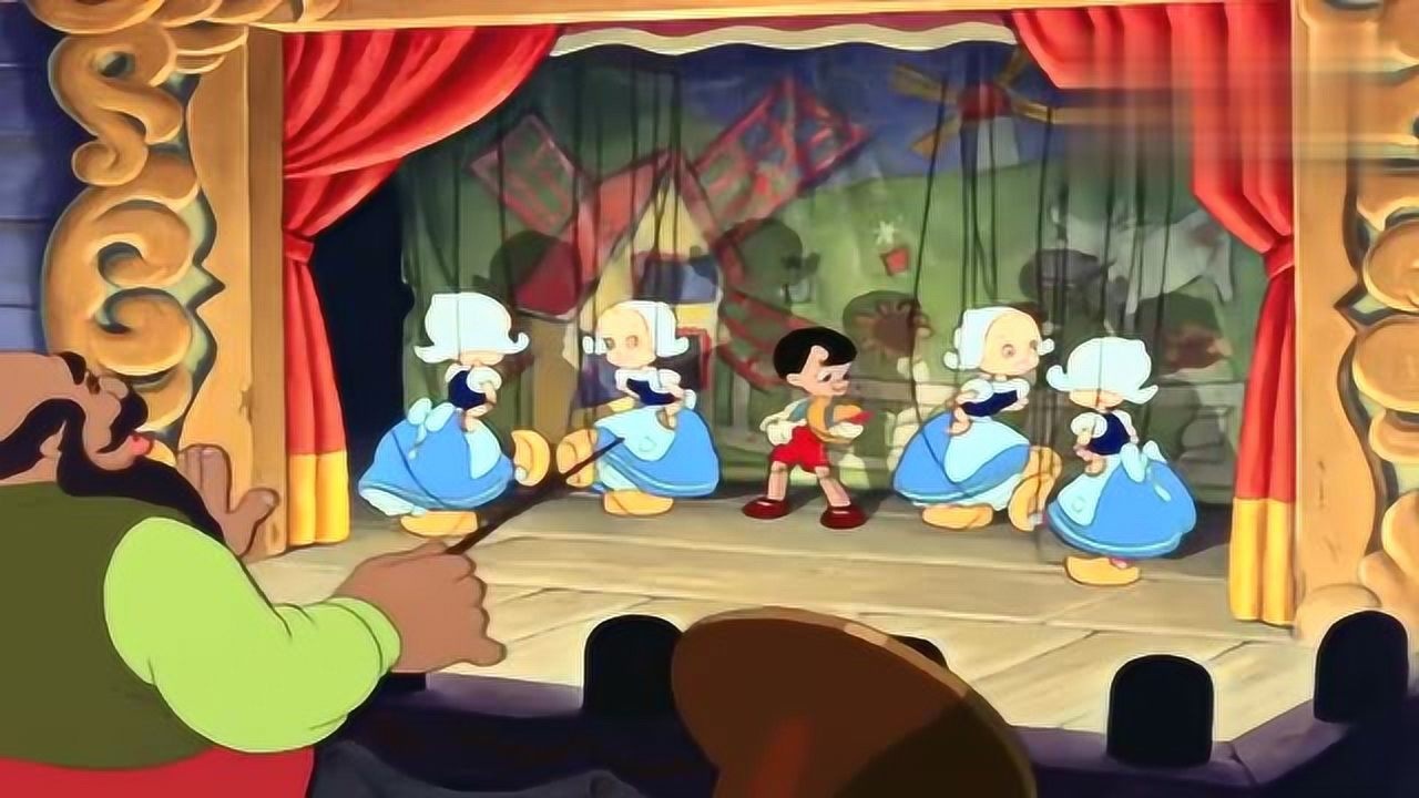 木偶奇遇记皮诺曹出演木偶戏精彩演出受到了观众的欢呼