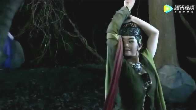 小道士一首蛇曲,美女舞蹈现出原形