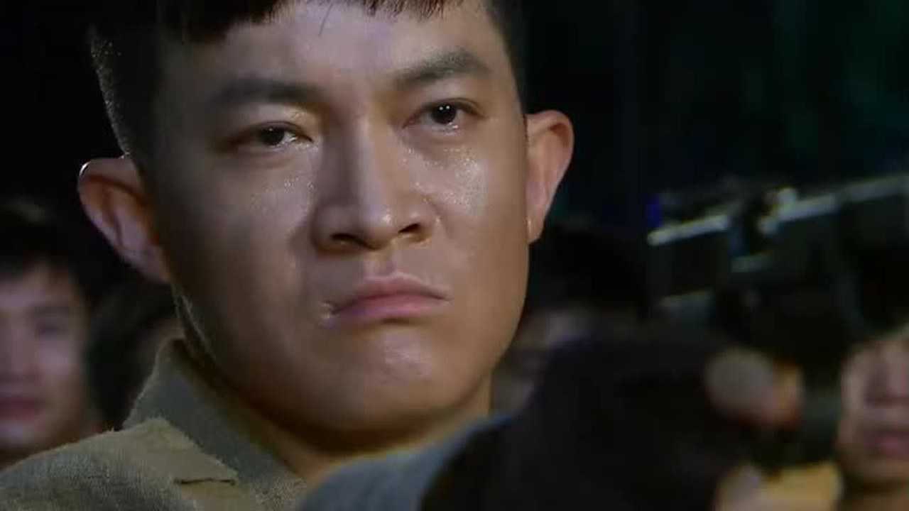 勇敢的心:霍啸林拿枪顶着他的头,黄麻子满头大汗