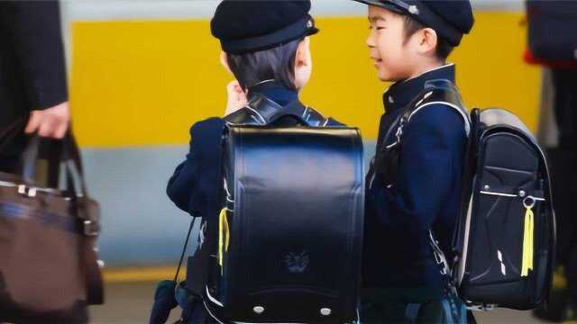 日本小学生的书包为什么可以卖这么贵?打开一看就知道了