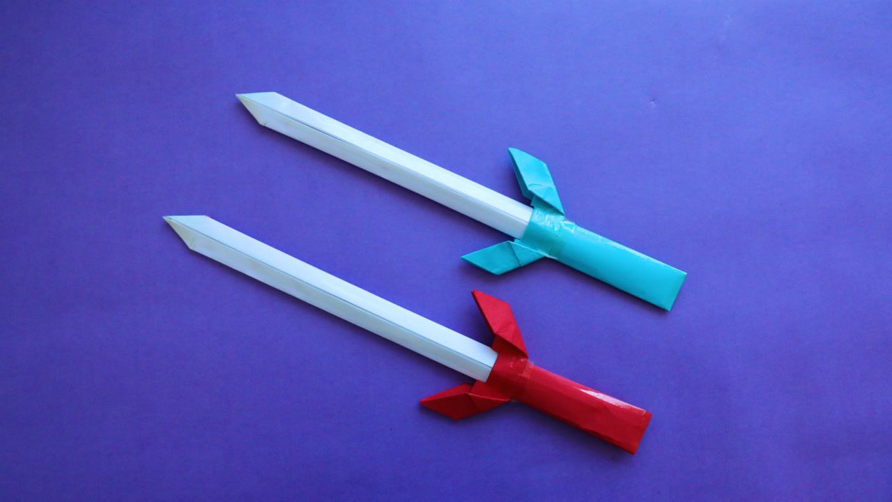 折纸做的宝剑小朋友当玩具特别结实步骤很简单2分钟学会