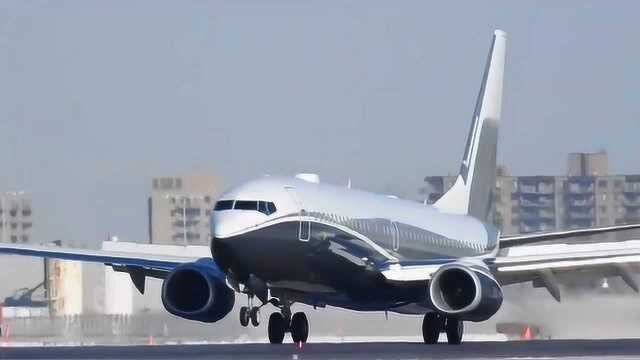 ACM航空波音737800 BBJ2飞机抵达蒙特利尔