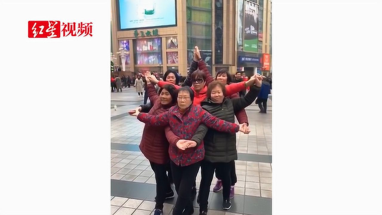 妈妈们的拍照姿势6人组超有创意六角星网友我也想拍