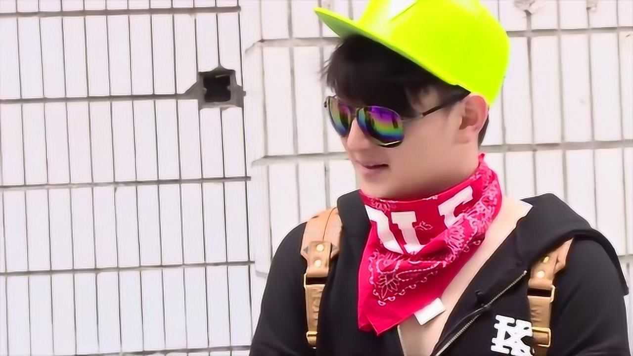 变形计:庄前呼吁小伙伴逃课被抓,教导主任严肃教育他还嬉皮笑脸_综艺