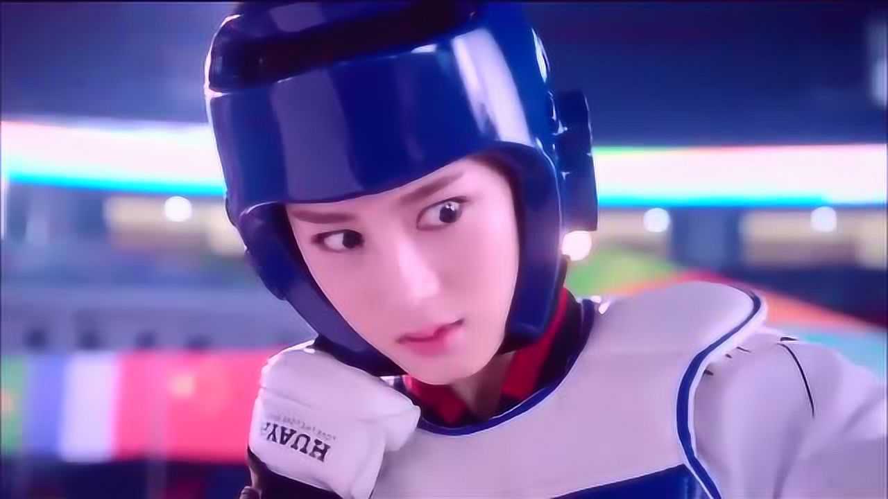 旋风少女:方婷宜为爱生恨,要让百草变残废,故意踢百草受伤的右侧