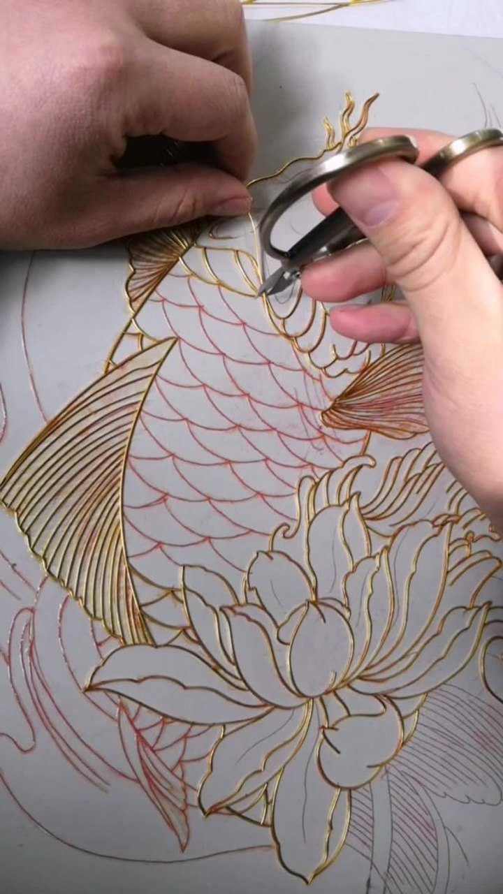 非遗景泰蓝画掐丝工艺了解下_高清