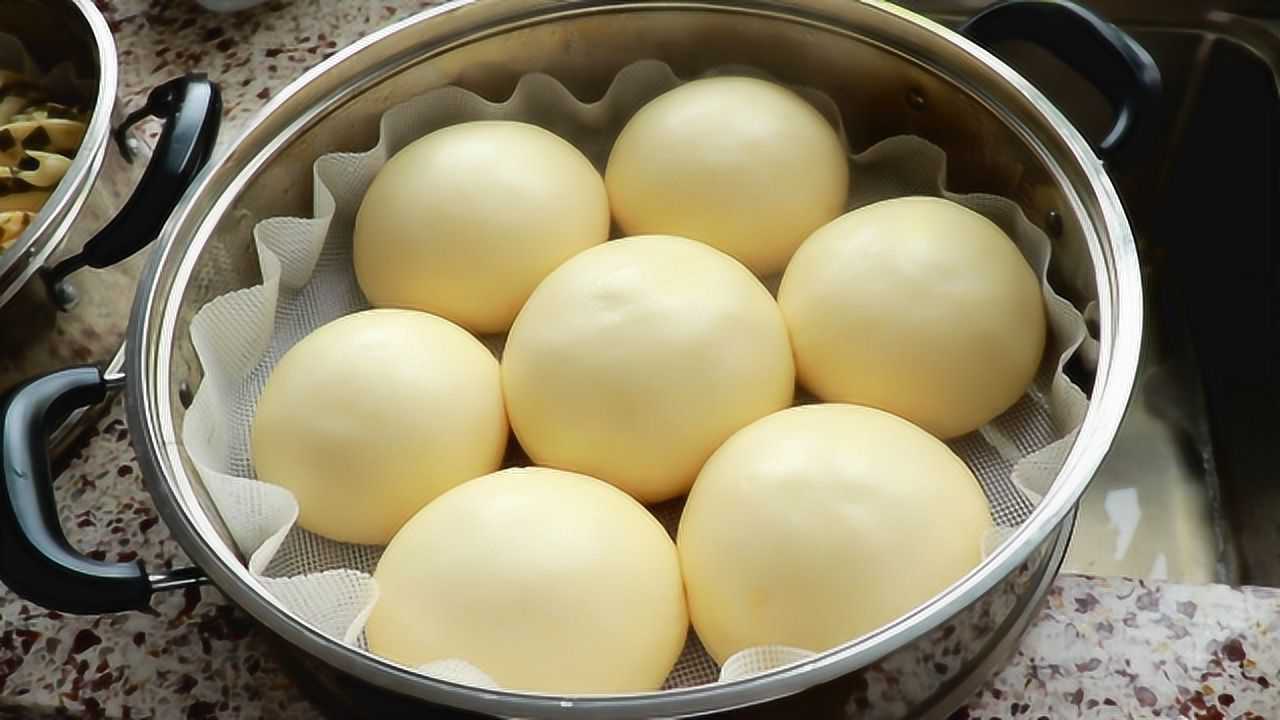 蒸馒头真的能用小苏打和碱面吗吃了这么多年的馒头可惜才知道