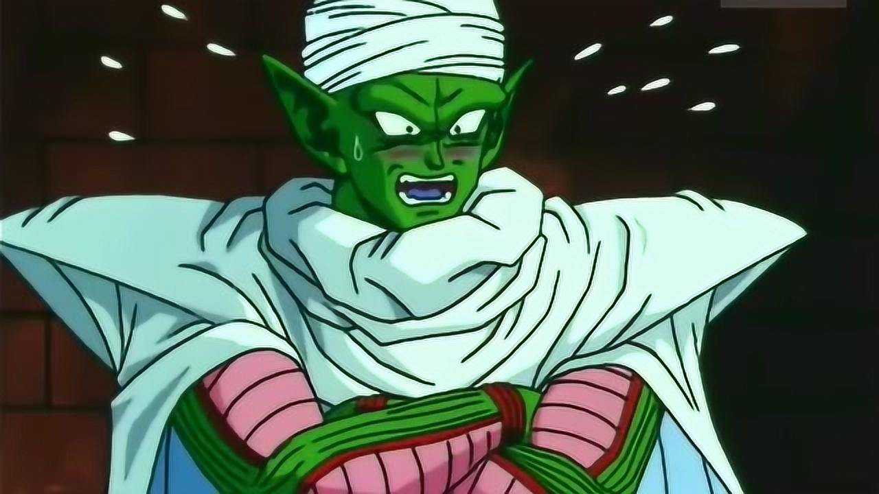 龙珠:会场人员拿着药箱关心的看着比克脸色不好,比克快气死了_高清