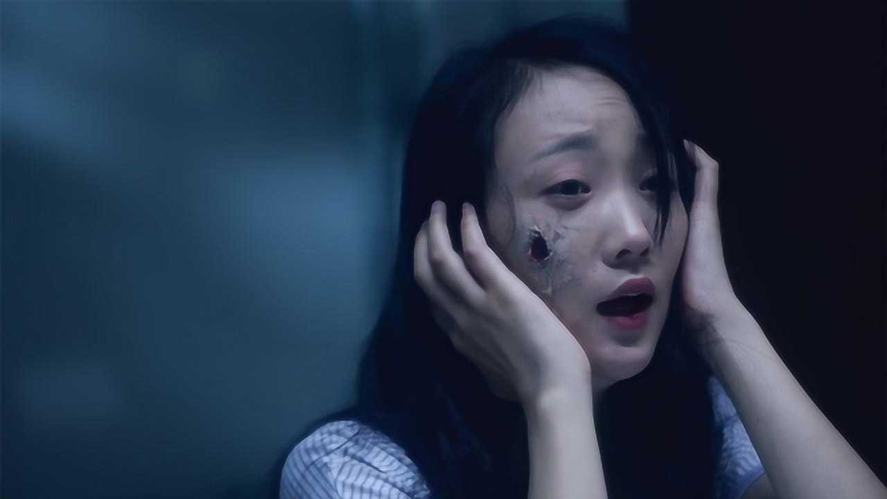 多名艺术院校女生整容失败,容颜尽毁,速看电影《午夜整容室》