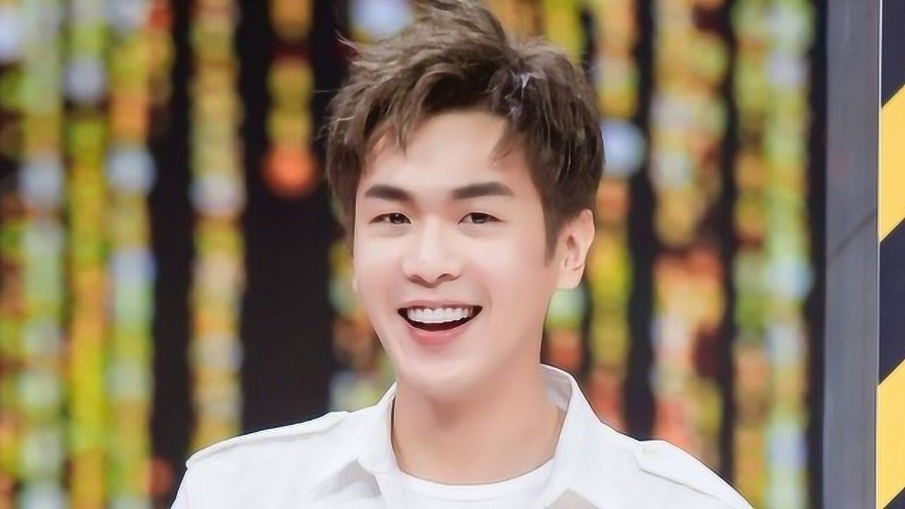 爱情进化论:张若昀和许魏洲这段太好笑了,观众笑出猪叫