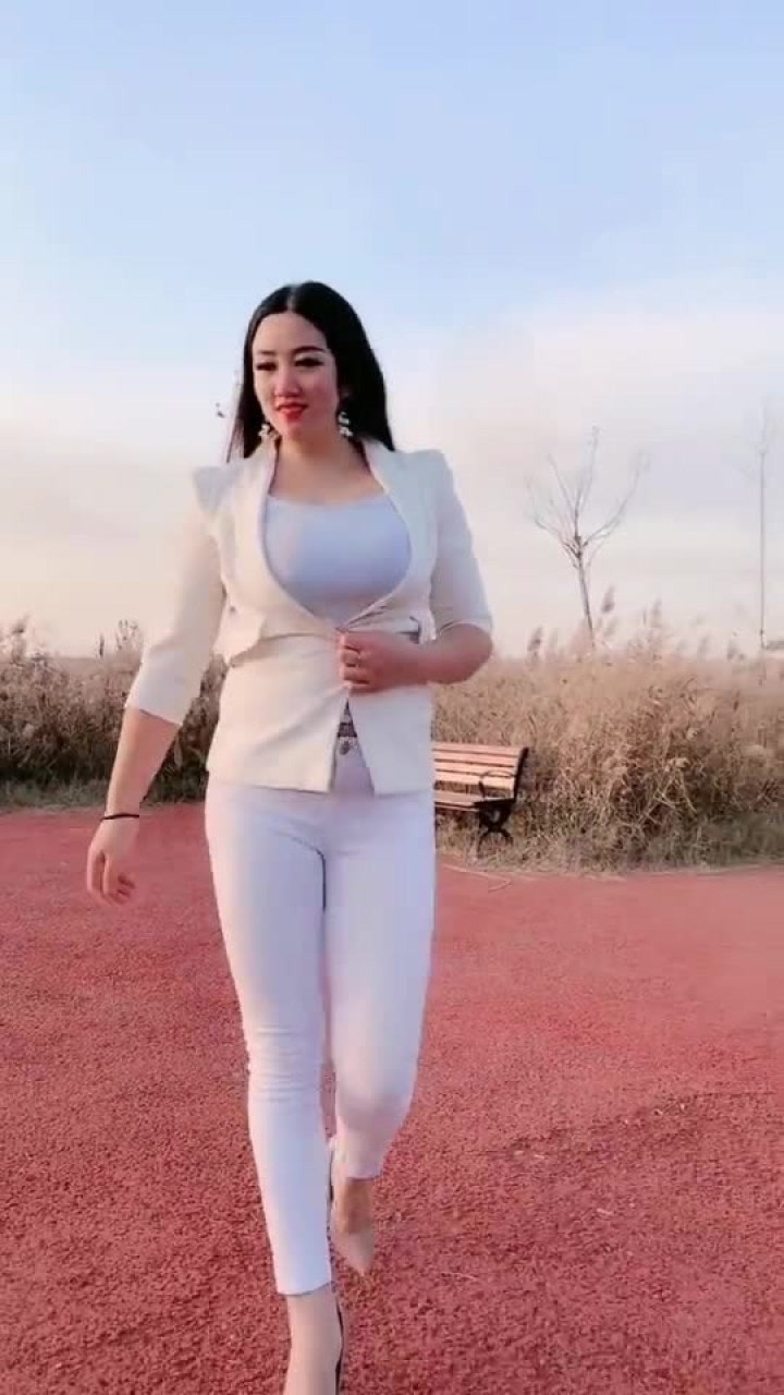 微胖的女人旺夫有女人味娶回家真是不错