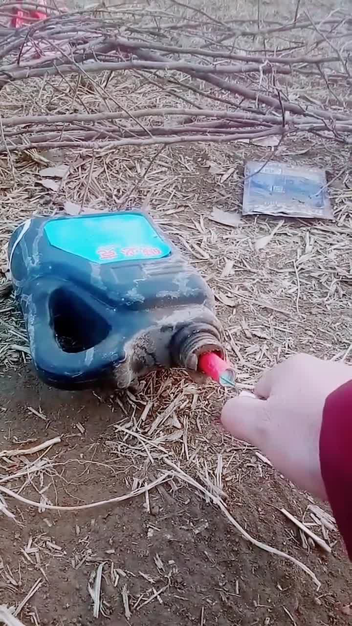 这样放鞭炮简直太刺激了!