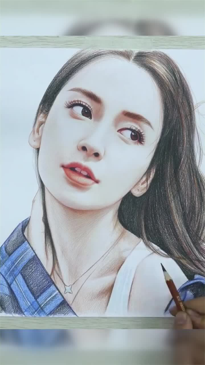 牛人手绘超逼真的女神杨颖要是被黄晓明看到会作何感想