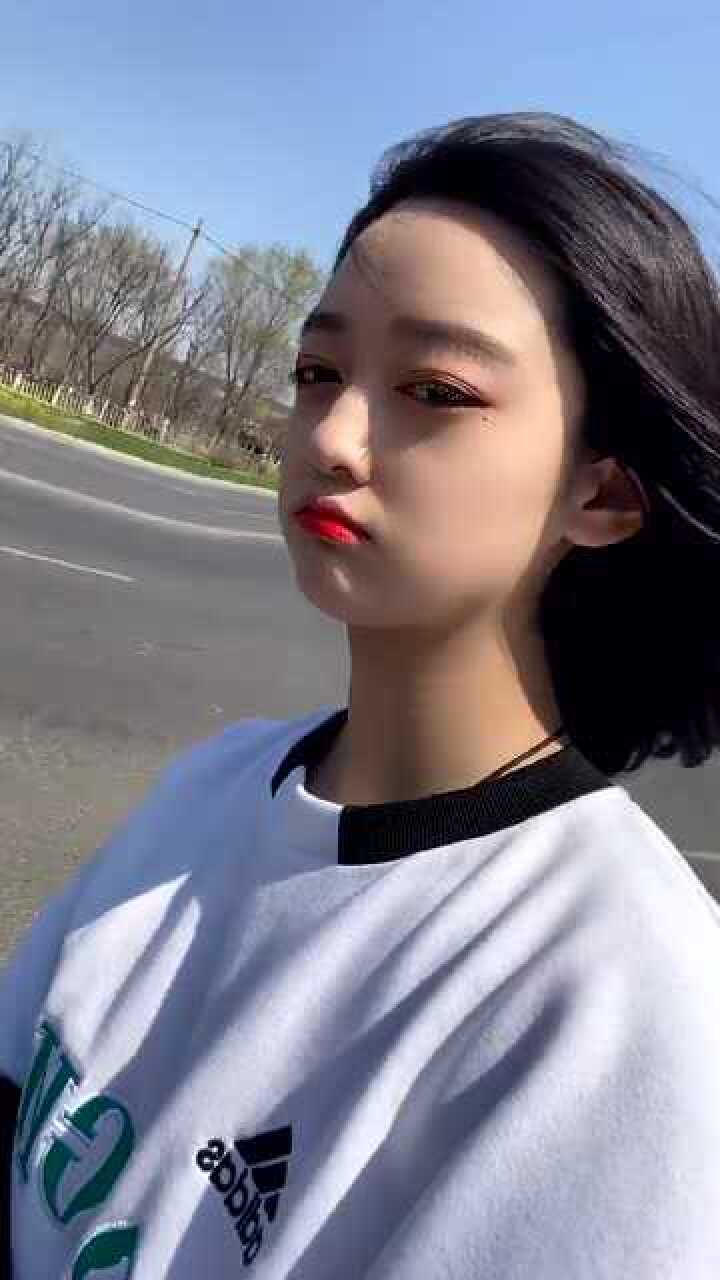 三眼皮的女生,你会不会喜欢?_腾讯视频