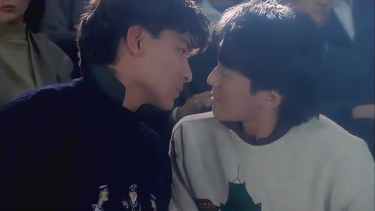 整蛊专家周星驰整蛊刘德华给他下了药不想成就俩人荧屏初吻