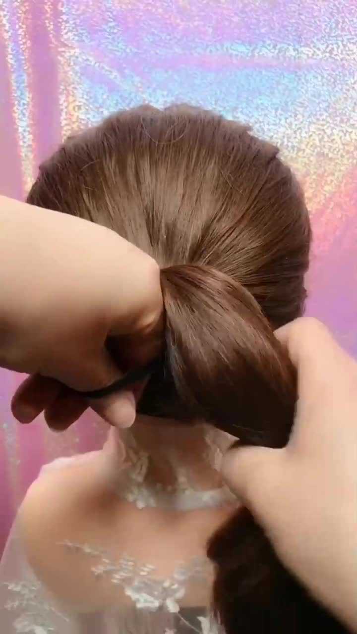 一根皮筋就搞定的盘发简单大方多看几遍就学会了