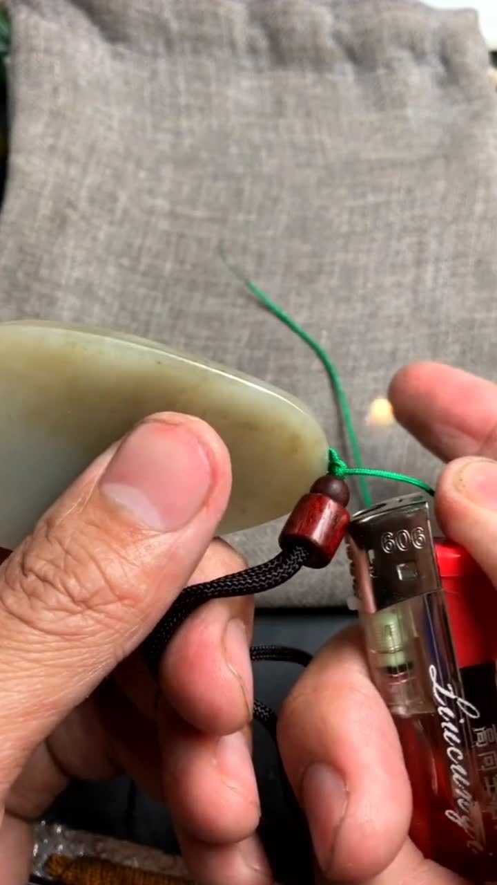 牛鼻孔玉坠如何绑绳子美观又结实_腾讯视频