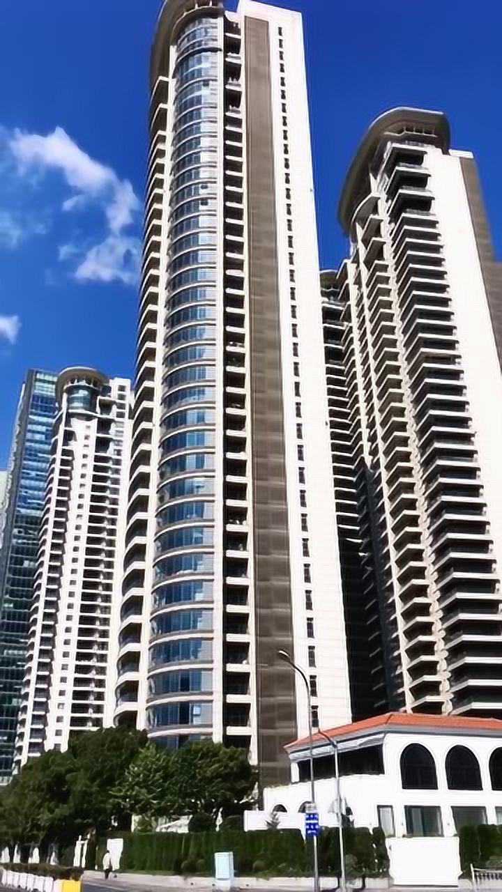 上海汤臣一品的小区,看到眼前这一幕,真不愧是有钱人住的房子!