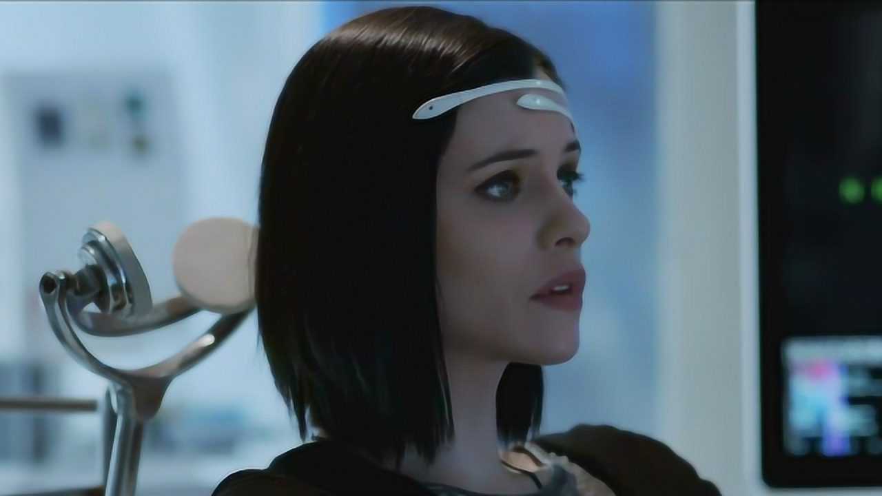 神奇眼药水只要涂在眼睛上,就可以用1分钟度过1年的时间,科幻片_电影