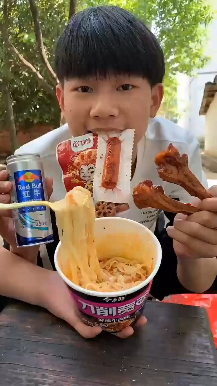 农村大表哥教你用20元吃大餐