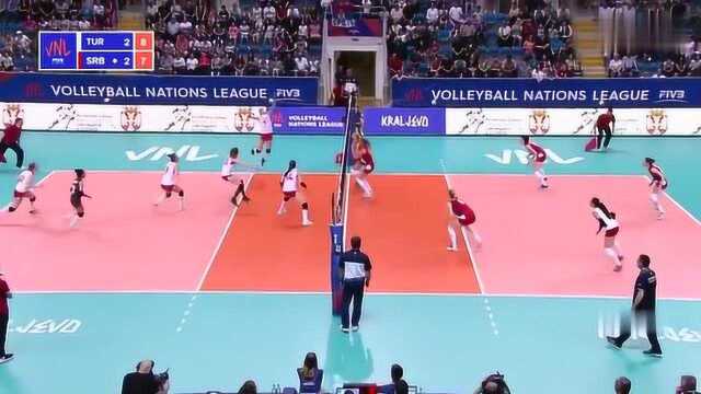 中国女排一球入选!2018VNL十大让球事件,怪谁呢?