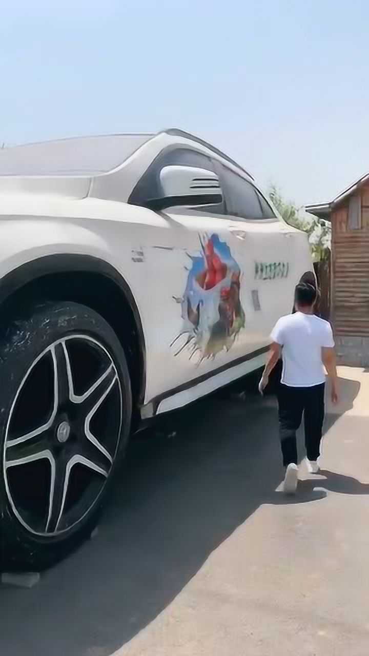 专门定制的巨人车,一般人上去了,油门都踩不到!